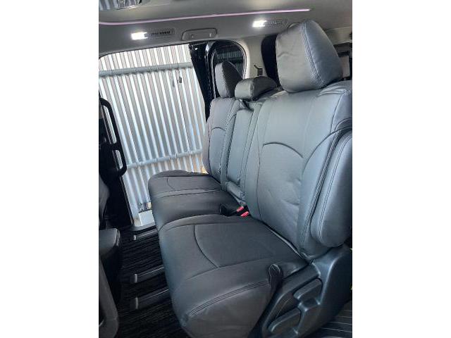 本日は「アルファード　シートカバー取付  」の作業となります！沖縄市　北中城村　うるま市　宜野湾市　浦添市　西原町　北谷町