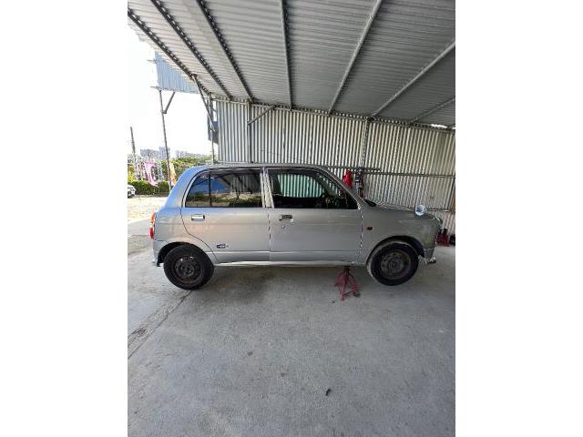 ダイハツ　ミラジーノL700S タイヤ交換　沖縄市　北中城村　うるま市　宜野湾市　浦添市　西原町　北谷町