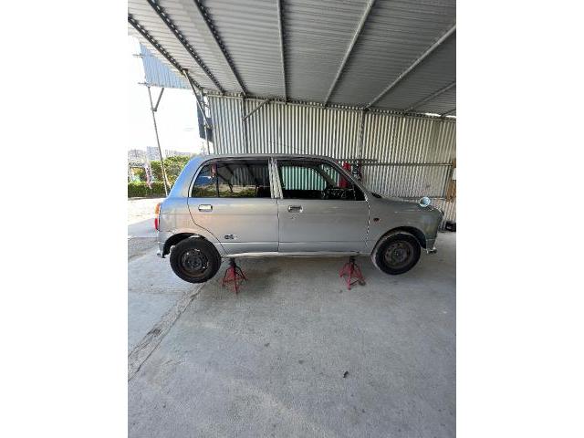 ダイハツ　ミラジーノL700S タイヤ交換　沖縄市　北中城村　うるま市　宜野湾市　浦添市　西原町　北谷町