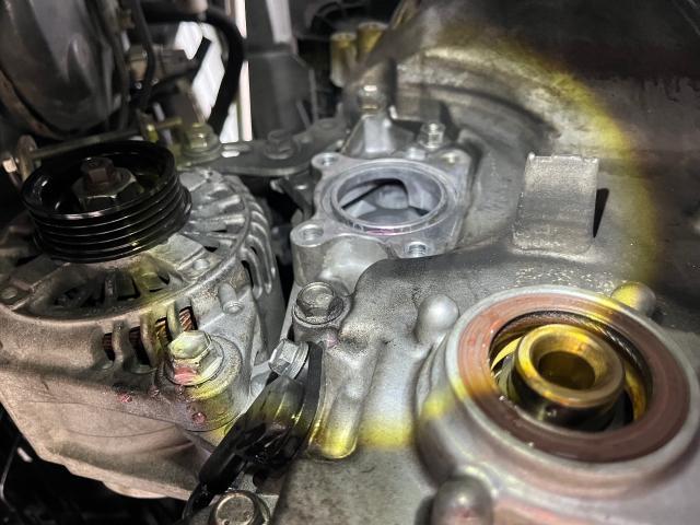 ダイハツ タントエグゼ ウォーターポンプ修理
沖縄市 北中城村 うるま市 宜野湾市 浦添市 西原町 北谷町