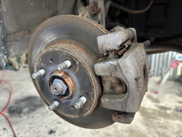 トヨタ　bB 車検　「ブレーキ点検」
沖縄市　北中城村　うるま市　宜野湾市　浦添市　西原町　北谷町