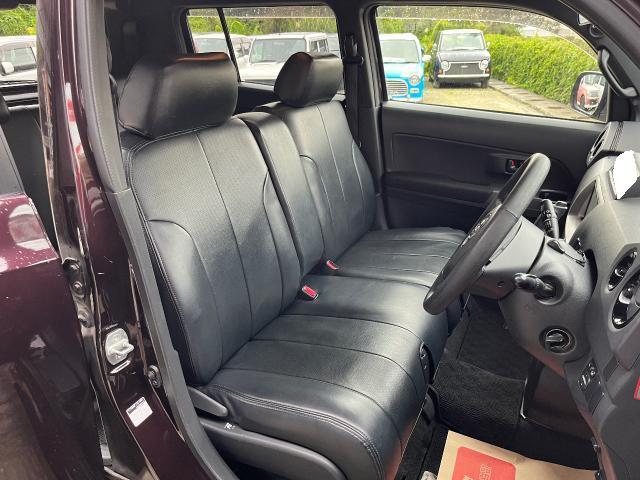 トヨタbB 内装クリーニング
沖縄市　北中城村　うるま市　宜野湾市　浦添市　西原町　北谷町