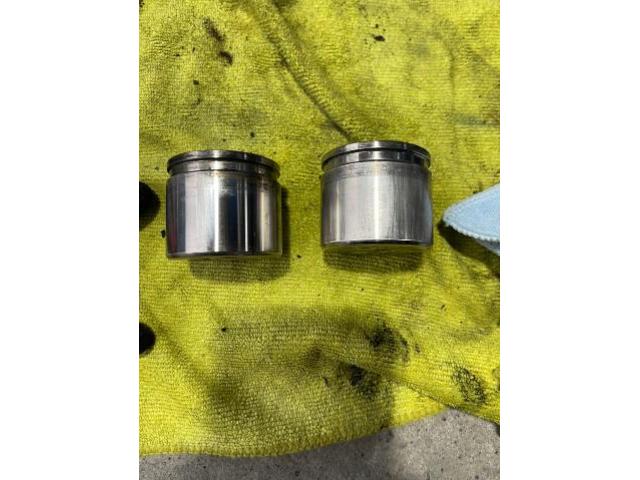 日産　デイズ　ブレーキキャリパーオーバーホール
沖縄市　北中城村　うるま市　宜野湾市　浦添市　西原町　北谷町