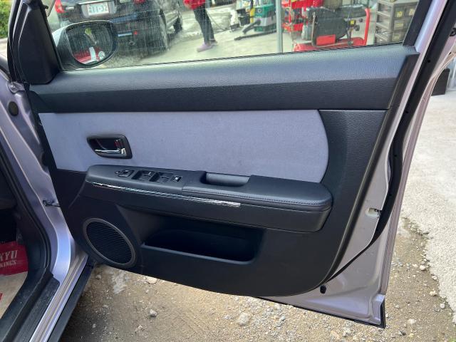 マツダ　ベリーサ　パワーウインドウモーター交換　沖縄市　北中城村　うるま市　宜野湾市　浦添市　西原町　北谷町