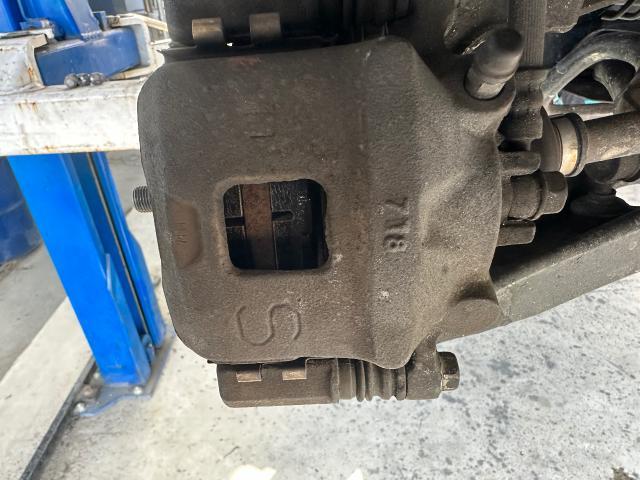 スズキ　ワゴンR ブレーキパッド交換
沖縄市　北中城村　うるま市　宜野湾市　浦添市　西原町　北谷町