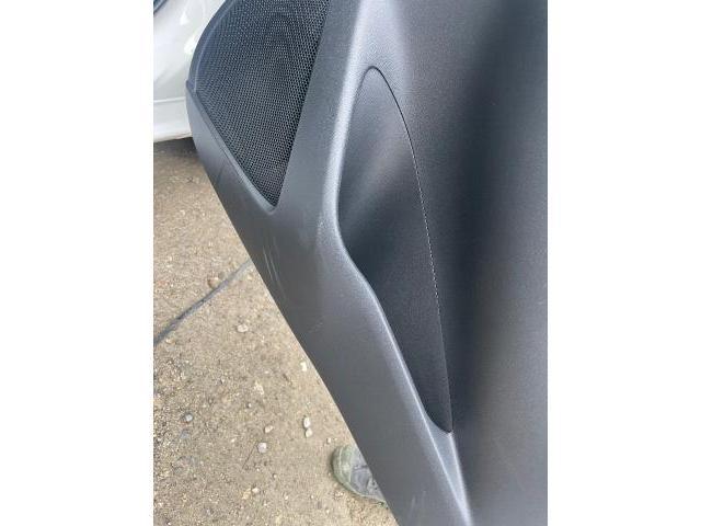 マツダ マツダ2 沖縄市　北中城村　うるま市　宜野湾市　浦添市　西原町　北谷町