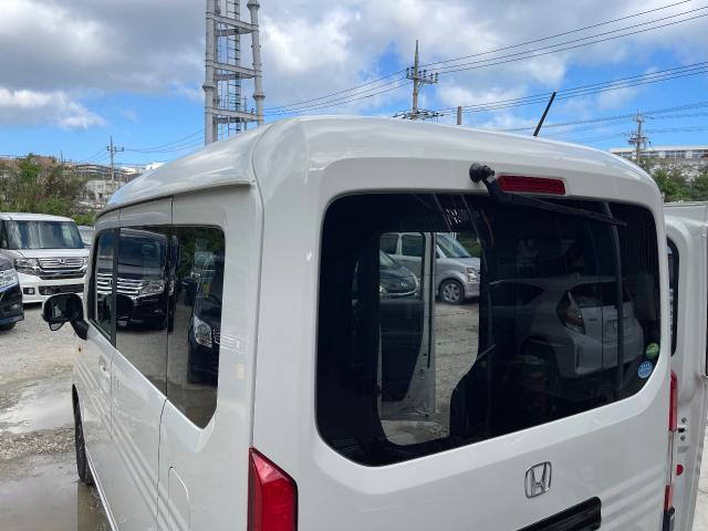 ホンダ N-VAN ガラスコーティング
沖縄市　北中城村　うるま市　宜野湾市　浦添市　西原町　北谷町