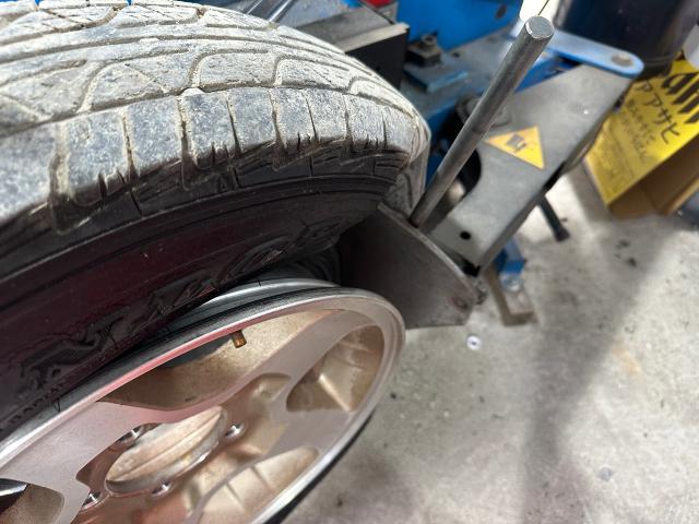 スズキ　ジムニー　タイヤ交換
沖縄市　北中城村　うるま市　宜野湾市　浦添市　西原町　北谷町