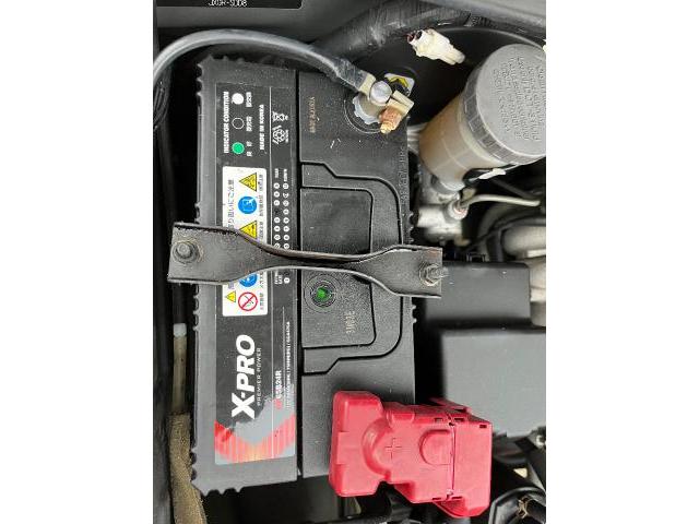 スズキ　ジムニー
バッテリー交換
沖縄市　北中城村　うるま市　宜野湾市　浦添市　西原町　北谷町