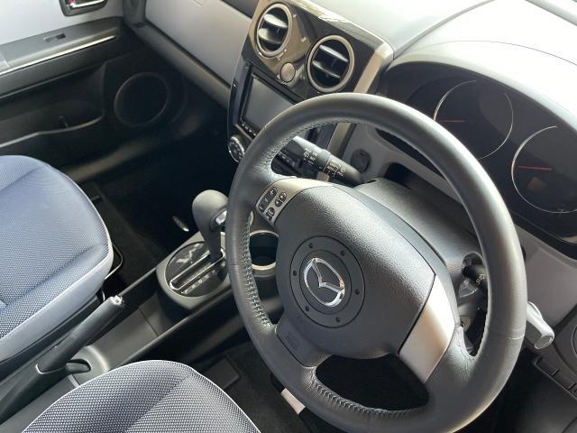 マツダ　ベリーサ　クリーニング・清掃
沖縄市　北中城村　うるま市　宜野湾市　浦添市　西原町　北谷町