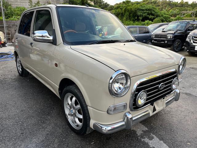 ミラジーノ　
クリーニング・清掃
沖縄市　北中城村　うるま市　宜野湾市　浦添市　西原町　北谷町