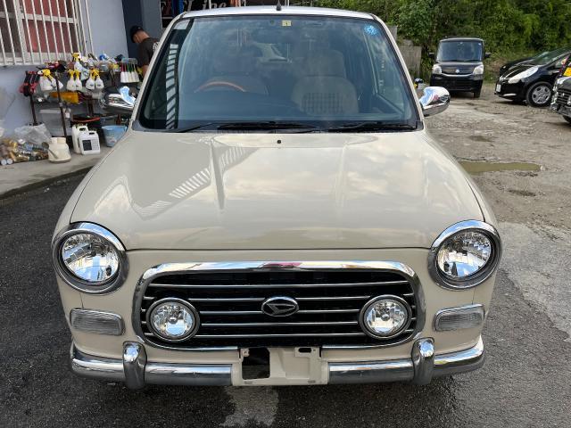 ミラジーノ　
クリーニング・清掃
沖縄市　北中城村　うるま市　宜野湾市　浦添市　西原町　北谷町