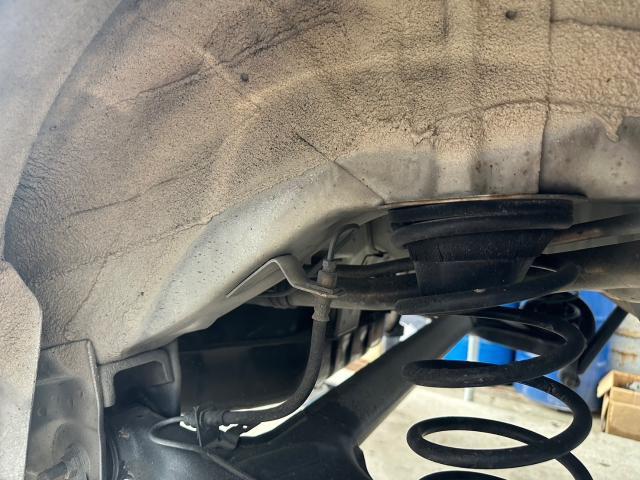 ダイハツ ミラジーノ アンダーコート 沖縄市　北中城村　うるま市　宜野湾市　浦添市　西原町　北谷町