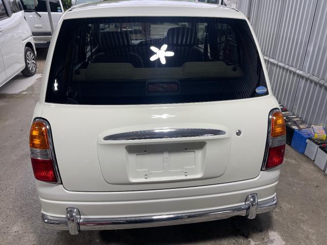 ダイハツ　ミラジーノ　ガラスコーティング
沖縄市　北中城村　うるま市　宜野湾市　浦添市　西原町　北谷町