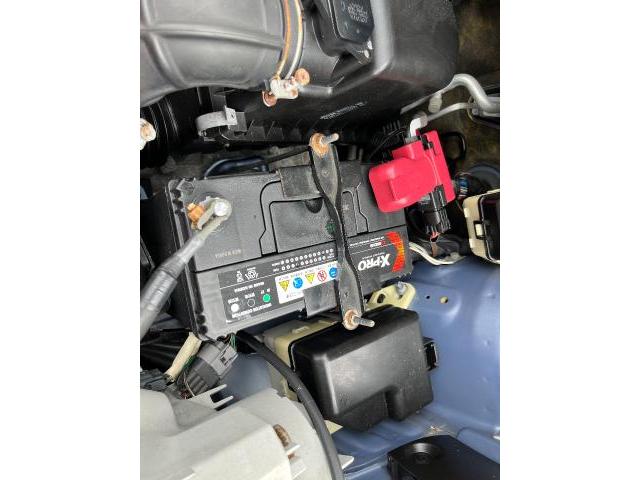 シエンタ　その他修理・整備
バッテリー交換
沖縄市　北中城村　うるま市　宜野湾市　浦添市　西原町　北谷町