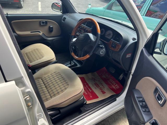 ミラジーノ 車内清掃 沖縄市 北中城村 うるま市 宜野湾市 浦添市 西原町 北谷町