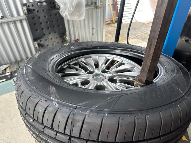 セレナ　タイヤ交換
沖縄市　北中城村　うるま市　宜野湾市　浦添市　西原町　北谷町