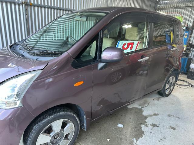 ムーヴ　ボディコーティング
沖縄市　北中城村　うるま市　宜野湾市　浦添市　西原町　北谷町