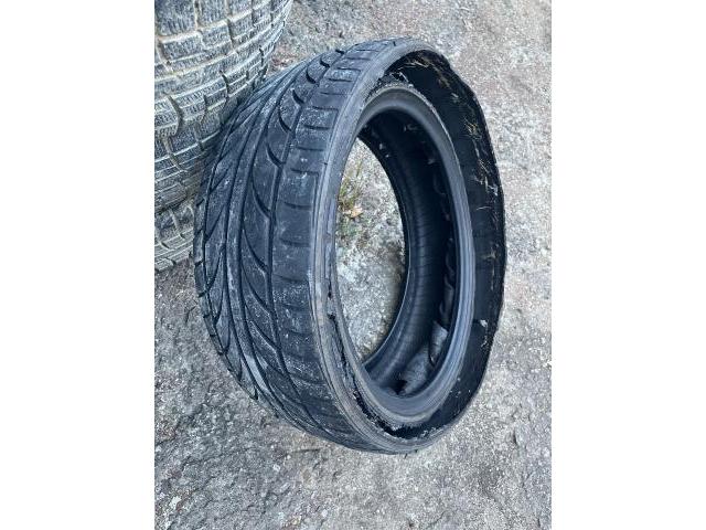 インサイト　タイヤ交換
沖縄市　北中城村　うるま市　宜野湾市　浦添市　西原町　北谷町