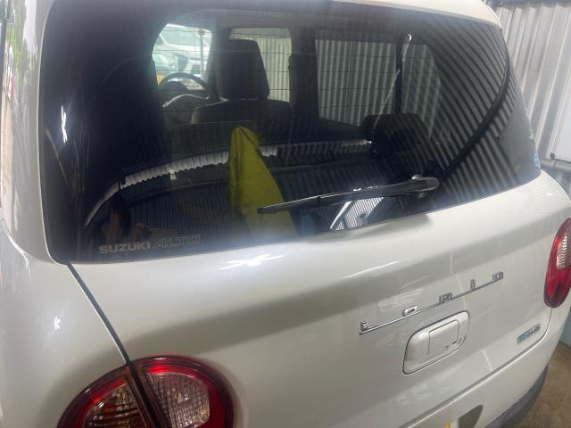 スズキ　アルトラパン　ガラスコーティング
沖縄市　北中城村　うるま市　宜野湾市　浦添市　西原町　北谷町