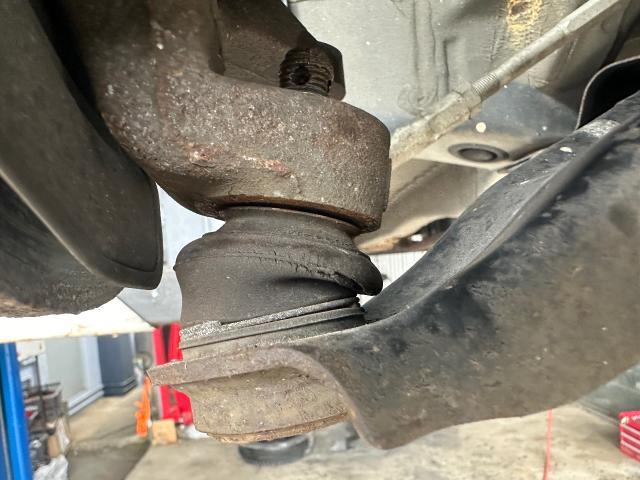 ハスラー　車検整備　足周りブーツ交換
沖縄市　北中城村　うるま市　宜野湾市　浦添市　西原町　北谷町