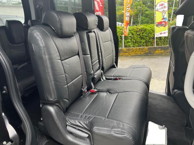 ステップワゴンスパーダ　シートカバー取付　沖縄市　北中城村　うるま市　宜野湾市　浦添市　西原町　北谷町