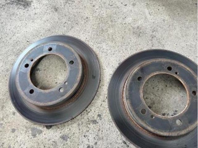 ジムニー　サスペンション・足回り修理・整備
ブレーキ鳴き
沖縄市　北中城村　うるま市　宜野湾市　浦添市　西原町　北谷町
