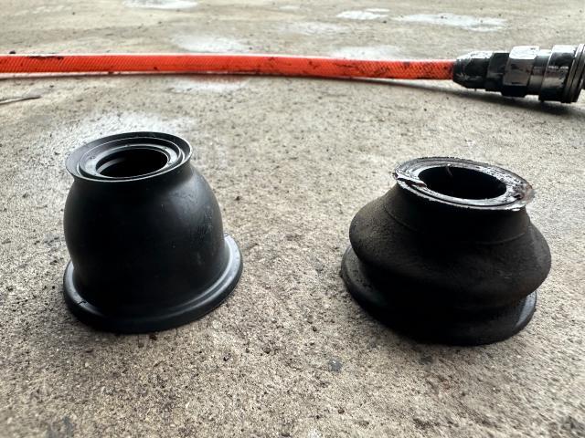 ステップワゴンスパーダ　サスペンション・足回り修理・整備　エンドブーツ、ボールブーツ
沖縄市　北中城村　うるま市　宜野湾市　浦添市　西原町　北谷町