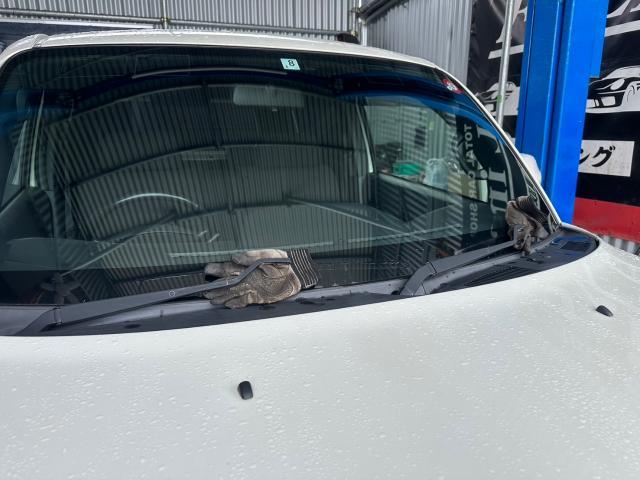 トヨタ ｂＢ　ワイパーゴム交換 沖縄市　北中城村　うるま市　宜野湾市　浦添市　西原町　北谷町