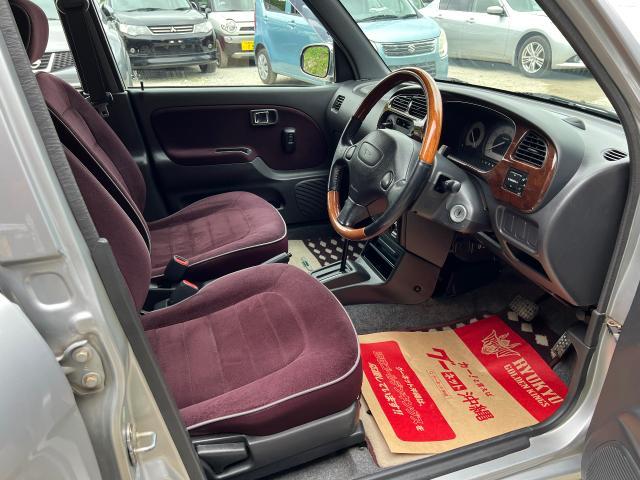 ミラジーノ 車内清掃 沖縄市 北中城村 うるま市 宜野湾市 浦添市 西原町 北谷町