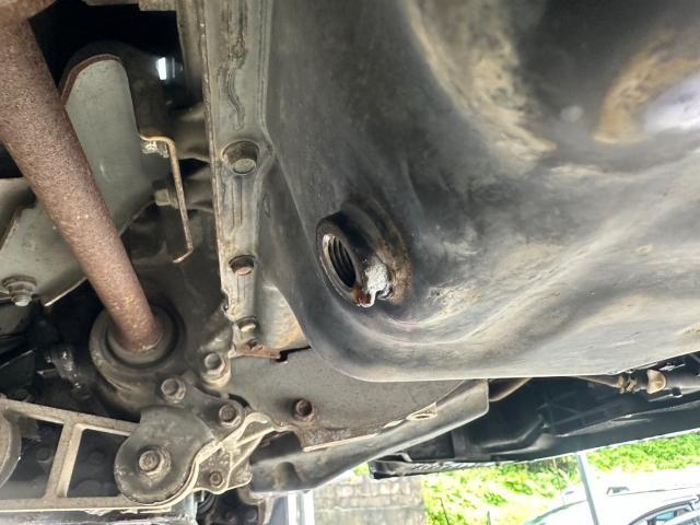 マツダ ベリーサ オイル交換 沖縄市　北中城村　うるま市　宜野湾市　浦添市　西原町　北谷町