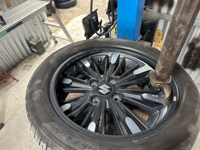 スズキ スペーシア　タイヤ交換 沖縄市　北中城村　うるま市　宜野湾市　浦添市　西原町　北谷町