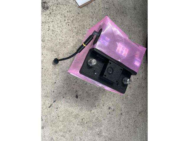 アクア　バッテリー交換
沖縄市　北中城村　うるま市　宜野湾市　浦添市　西原町　北谷町