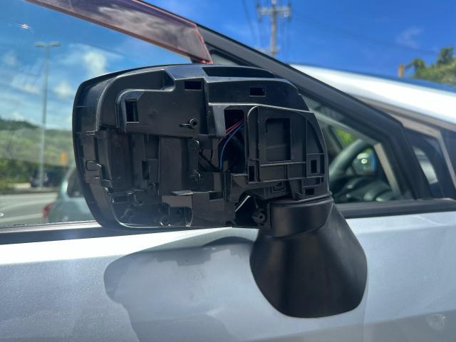 インプレッサスポーツワゴン　ミラー交換
沖縄市　北中城村　うるま市　宜野湾市　浦添市　西原町　北谷町