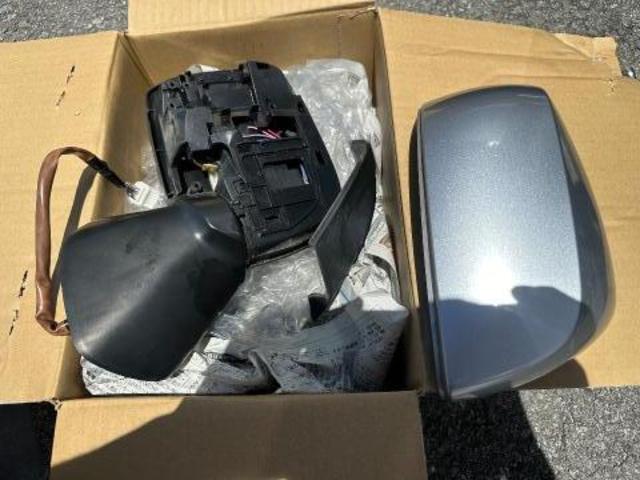 インプレッサスポーツワゴン　ミラー交換
沖縄市　北中城村　うるま市　宜野湾市　浦添市　西原町　北谷町