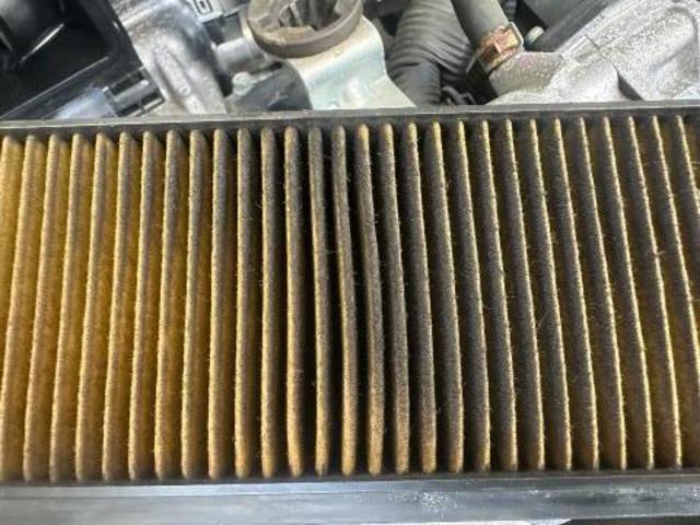 ノート　エアーエレメント交換　
沖縄市　北中城村　うるま市　宜野湾市　浦添市　西原町　北谷町