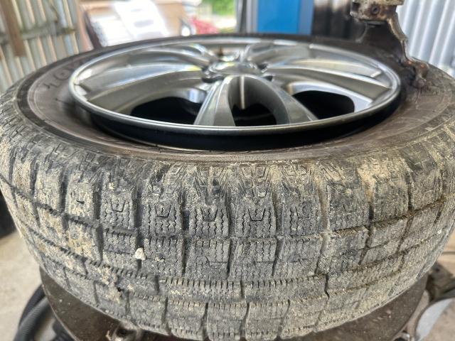 シエンタ　タイヤ交換
沖縄市　北中城村　うるま市　宜野湾市　浦添市　西原町　北谷町