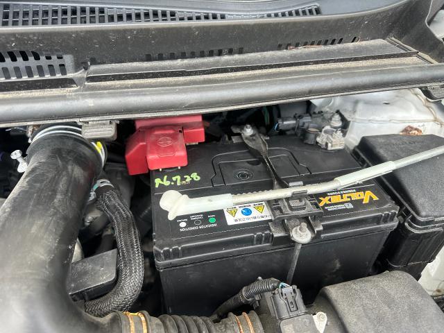 シエンタ　バッテリー交換
沖縄市　北中城村　うるま市　宜野湾市　浦添市　西原町　北谷町