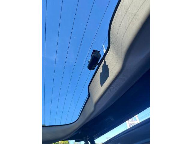 エスクァイア　ドライブレコーダー取り付け
沖縄市　北中城村　うるま市　宜野湾市　浦添市　西原町　北谷町