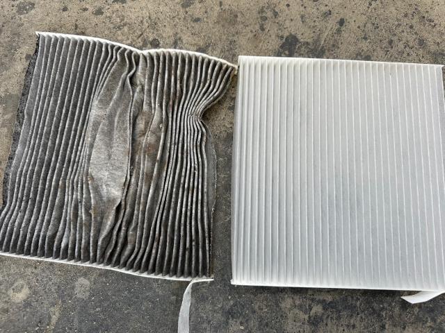 スズキ アルトラパン　エアコンフィルター交換 沖縄市　北中城村　うるま市　宜野湾市　浦添市　西原町　北谷町