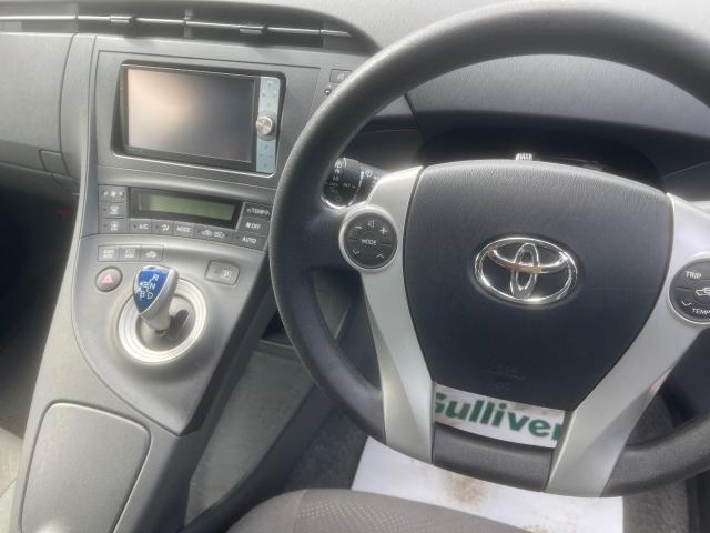 トヨタ　プリウス　クリーニング・清掃
沖縄市　北中城村　うるま市　宜野湾市　浦添市　西原町　北谷町