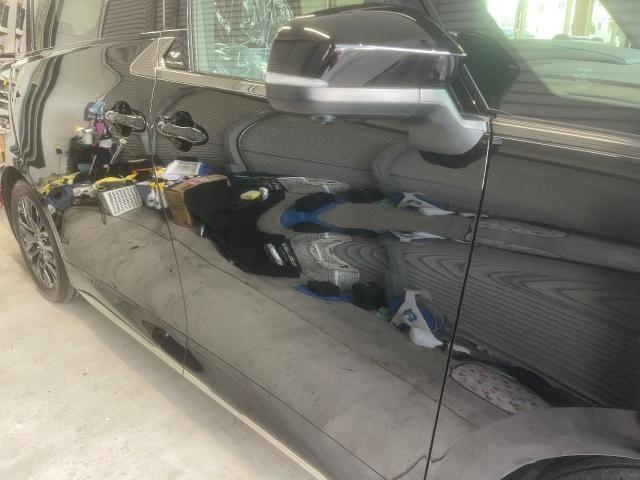 トヨタ　ヴェルファイア　ガラスコーティング
沖縄市　北中城村　うるま市　宜野湾市　浦添市　西原町　北谷町