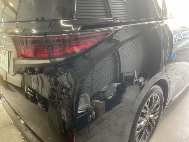 トヨタ　ヴェルファイア　ガラスコーティング
沖縄市　北中城村　うるま市　宜野湾市　浦添市　西原町　北谷町