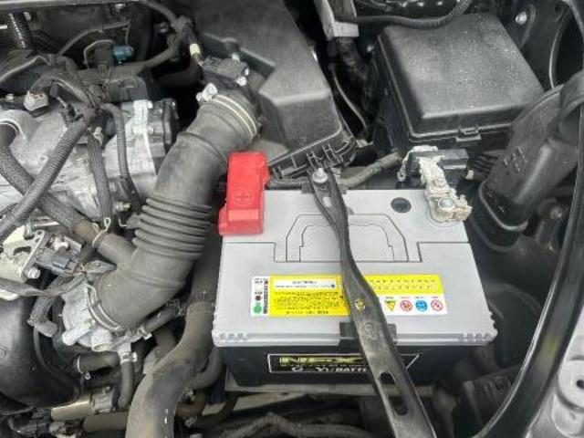 ヴォクシー　バッテリー交換
沖縄市　北中城村　うるま市　宜野湾市　浦添市　西原町　北谷