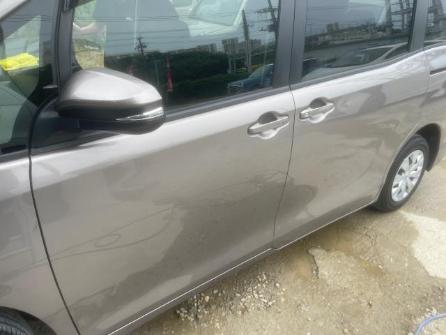 トヨタ　ヴォクシー　ガラスコーティング
沖縄市　北中城村　うるま市　宜野湾市　浦添市　西原町　北谷町