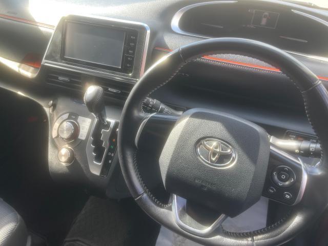 トヨタ　シエンタ　クリーニング・清掃
沖縄市　北中城村　うるま市　宜野湾市　浦添市　西原町　北谷町