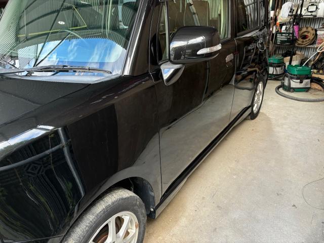 ダイハツ　ムーヴコンテ　ガラスコーティング
沖縄市　北中城村　うるま市　宜野湾市　浦添市　西原町　北谷町