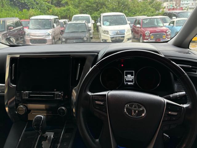 トヨタ　アルファード　クリーニング・清掃
沖縄市　北中城村　うるま市　宜野湾市　浦添市　西原町　北谷町