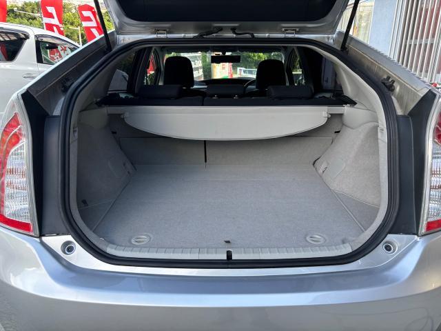 プリウス 車内清掃 沖縄市 北中城村 うるま市 宜野湾市 浦添市 西原町 北谷町