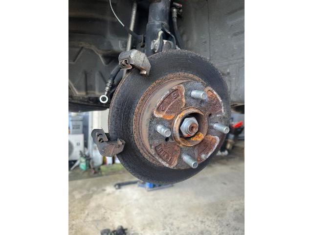 ワゴンＲスティングレー　サスペンション・足回り修理・整備
沖縄市　北中城村　うるま市　宜野湾市　浦添市　西原町　北谷町